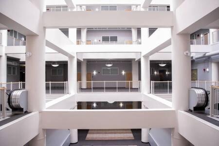 Cozysuites - 2Br With Direct Skybridge Access #5 Indianapolis Kültér fotó