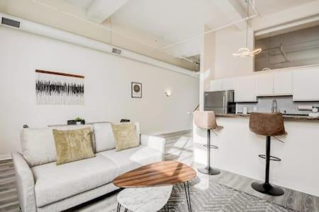 Cozysuites - 2Br With Direct Skybridge Access #5 Indianapolis Kültér fotó